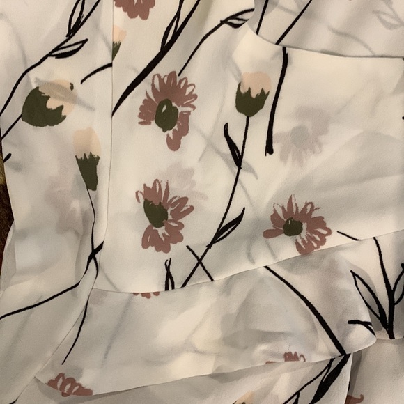 Loft size L top perfect fall transition - Picture 3 of 3